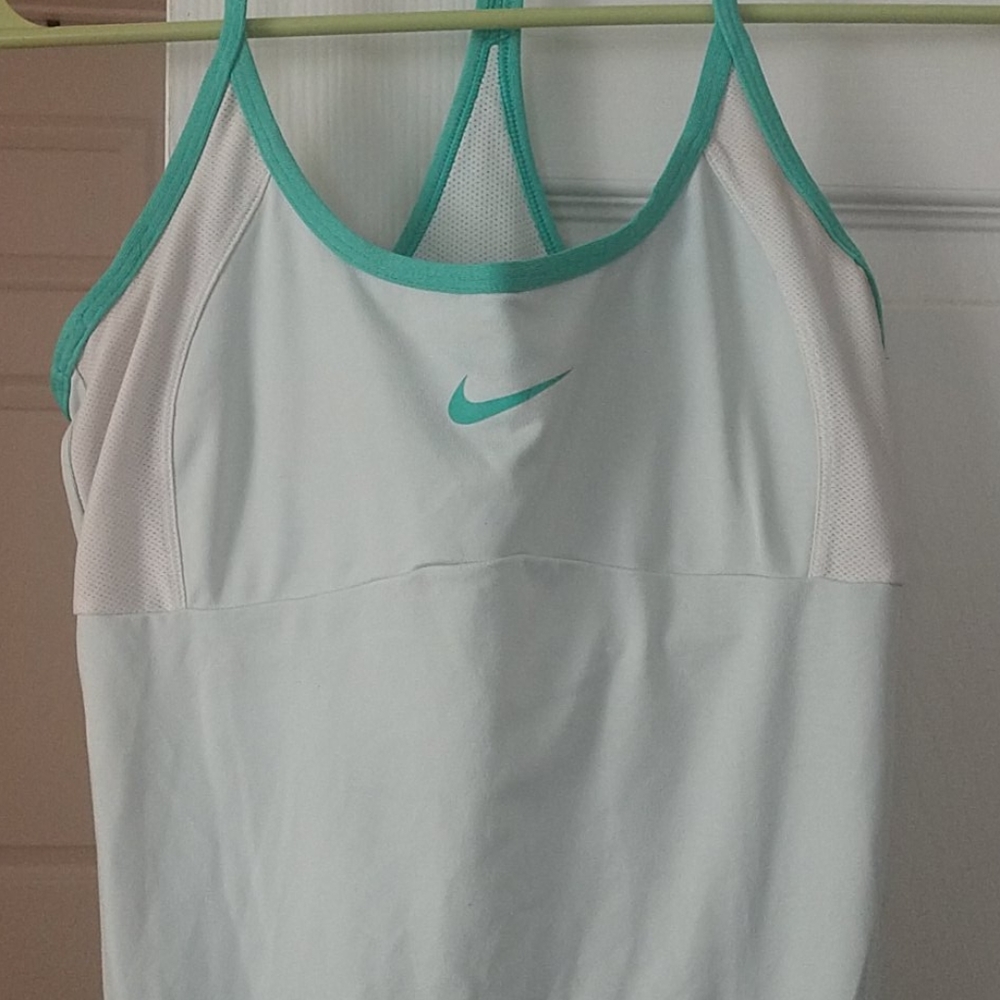 Tank - Picture 2 of 2
